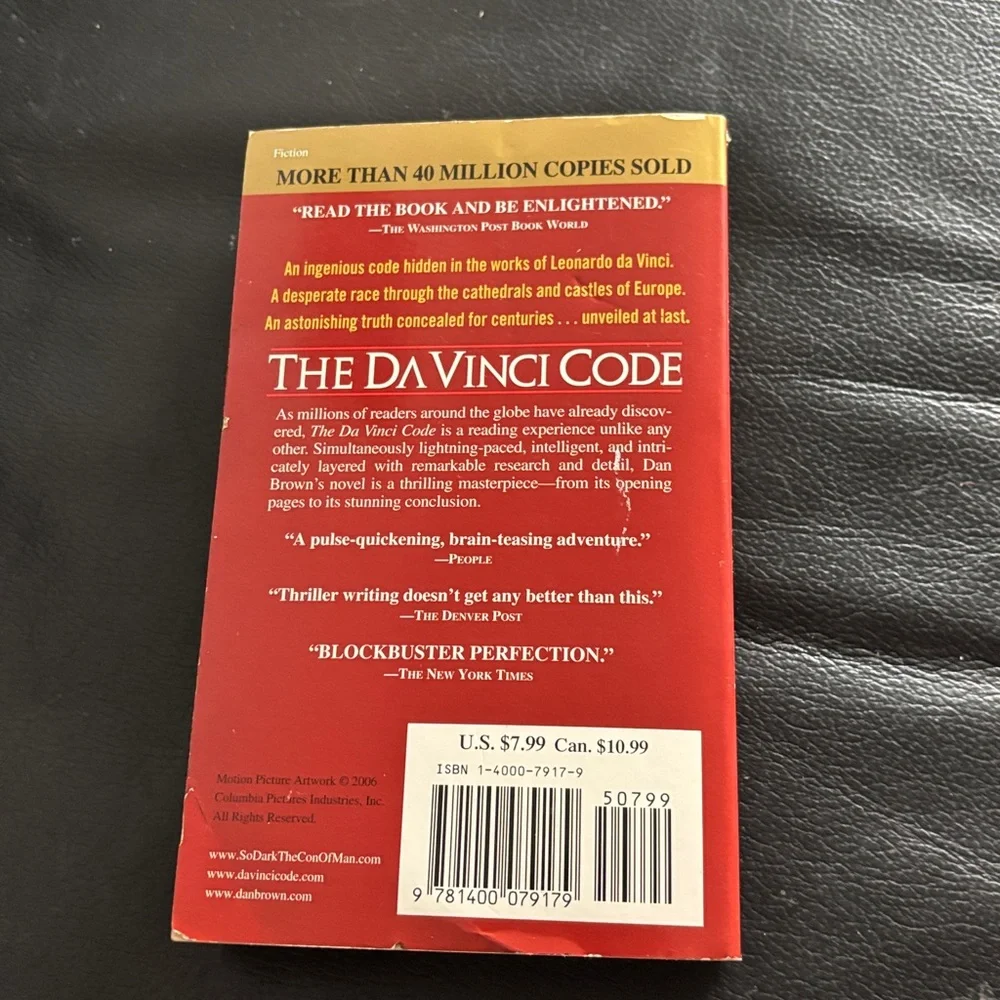 The Da Vinci Code Book by Dan Brown - Picture 2 of 2